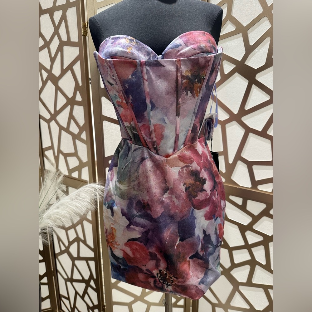 Floral Print Strapless Homecoming Short Dress